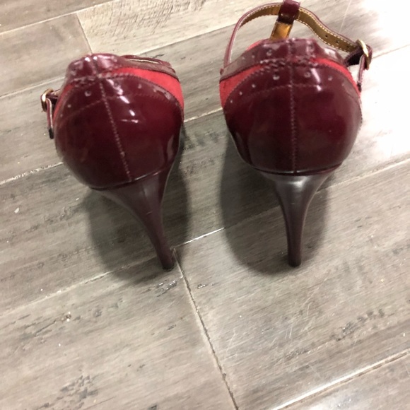 Shoes⭐️ - Picture 3 of 3